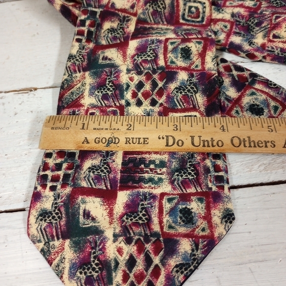 Vintage Tie Metropolitan Museum of Art Tie 100% Silk Tie Abstract Pattern - Picture 5 of 5